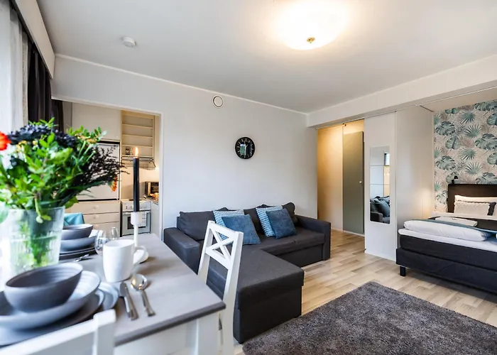 Arctic Hill City Suite